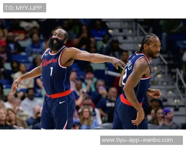 哈登三分火力全开半场独得26分快船领先太阳16分小卡与狄龙合力贡献28分