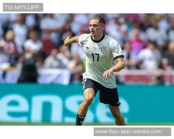 奥尔德里奇称赞维尔茨聪明机敏如比尔兹利般出色